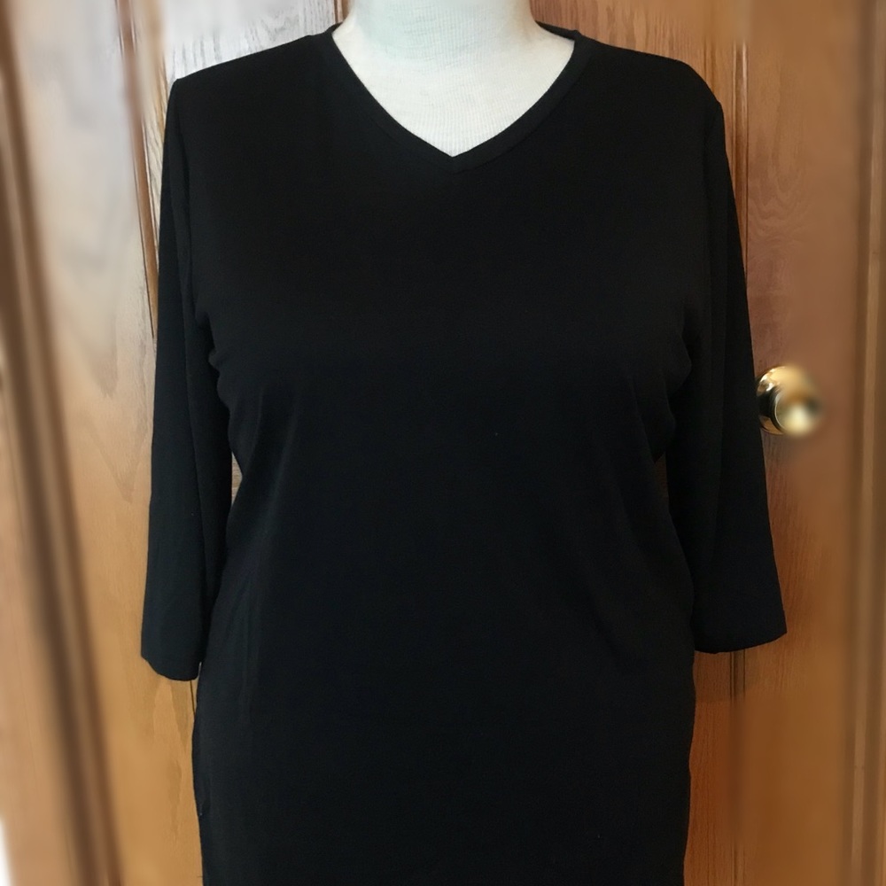 NWT Zeagoo black 3/4 sleeve long vneck top XXL